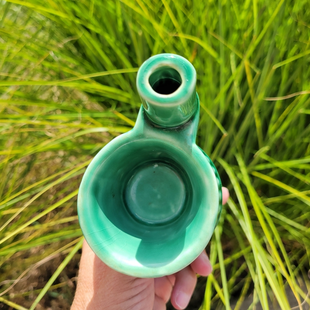 Vintage USA Pottery Pot Belly Stove Vase ~ Decor ~ Green ~ Unique ~ Unsigned - Picture 5 of 13